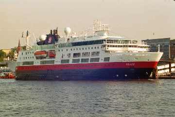 Kruvaziyer gemi buzdağına çarptı