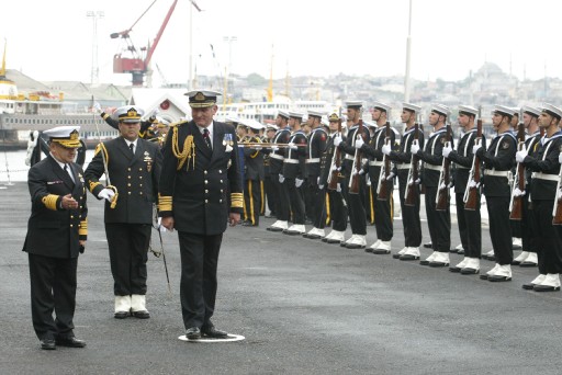 Ataç&#039;a İngiliz Deniz Kuvvetlerinden Ziyaret