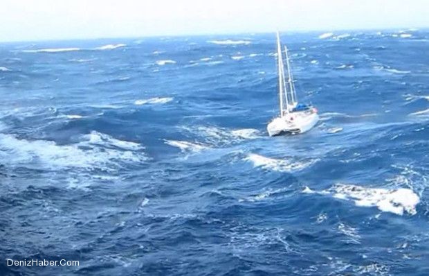Okyanusun Ortasında Kaldılar: Türkler Kurtardı