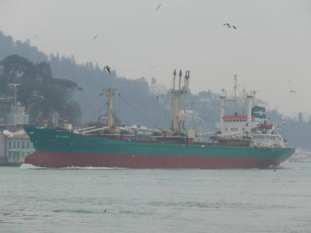 Karaya Oturan Gemi Yüzdürüldü