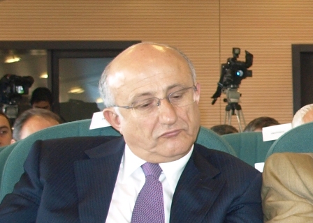 Tersane Patronu İşçinin Sesi Oldu