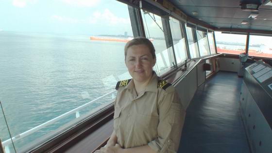 Denizlerde bir Türk bayan kaptan