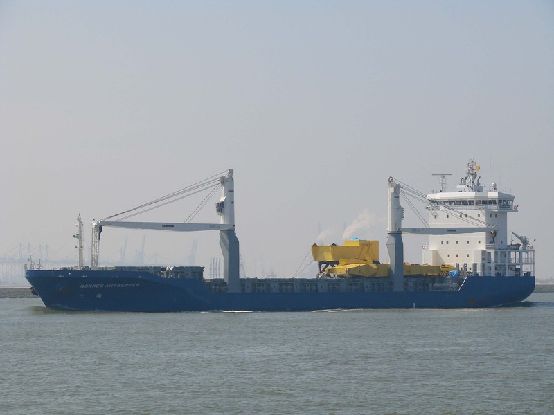 Normed Antwerpen Haliç&#039;te İlk Yükü Boşalttı