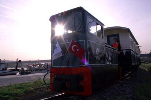 Haliç'e Uzanan Nostalji Tramvayı