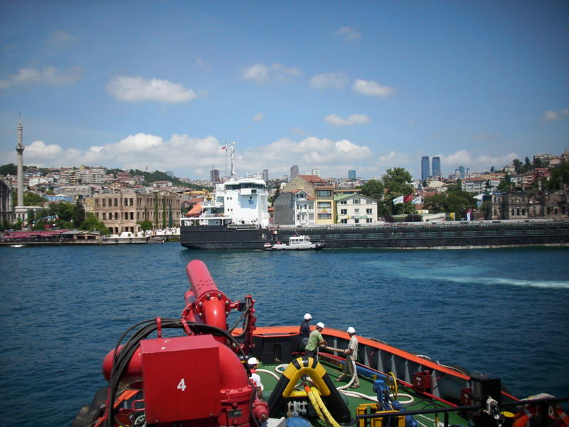 'OLES HONCHAR' Boğaz'da Karaya Oturdu