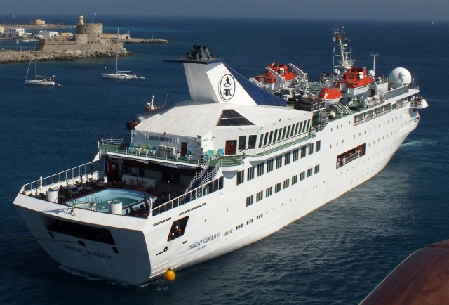 Lüks Gemi Mahsur Kaldı