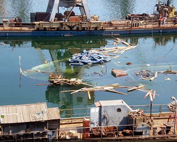 Yüzer Havuz İçinde Gemiyle Battı!