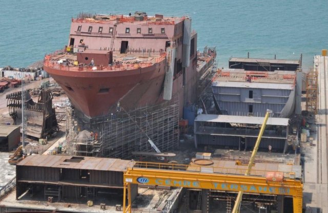 "SJOBOSG" törenle denize indiriliyor