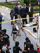 İstanbul'da Polise Silahlı Saldırı