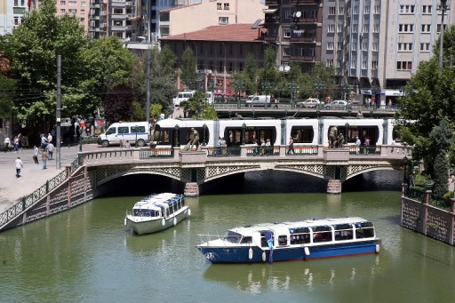 Yeni Tekneler Porsuk'a İndirildi.