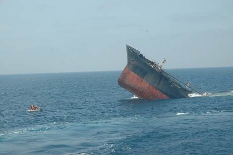M/T PHOENIX: Dev tanker böyle battı...