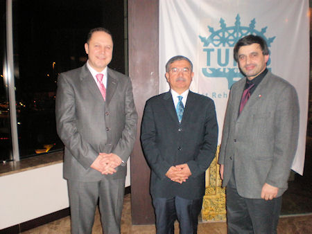 Turizm Oscarları'nı İsmet Yılmaz verdi