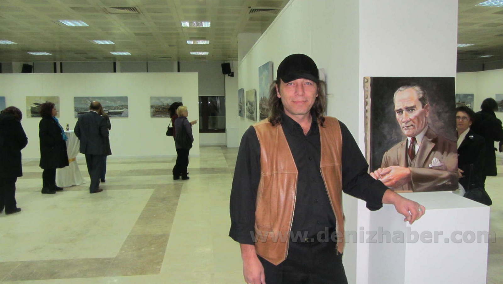 Şirket-i Hayriye Resim Sergisi Açıldı