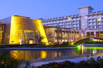 Rixos, Libya'daki çalışanlarını tahliye ediyor