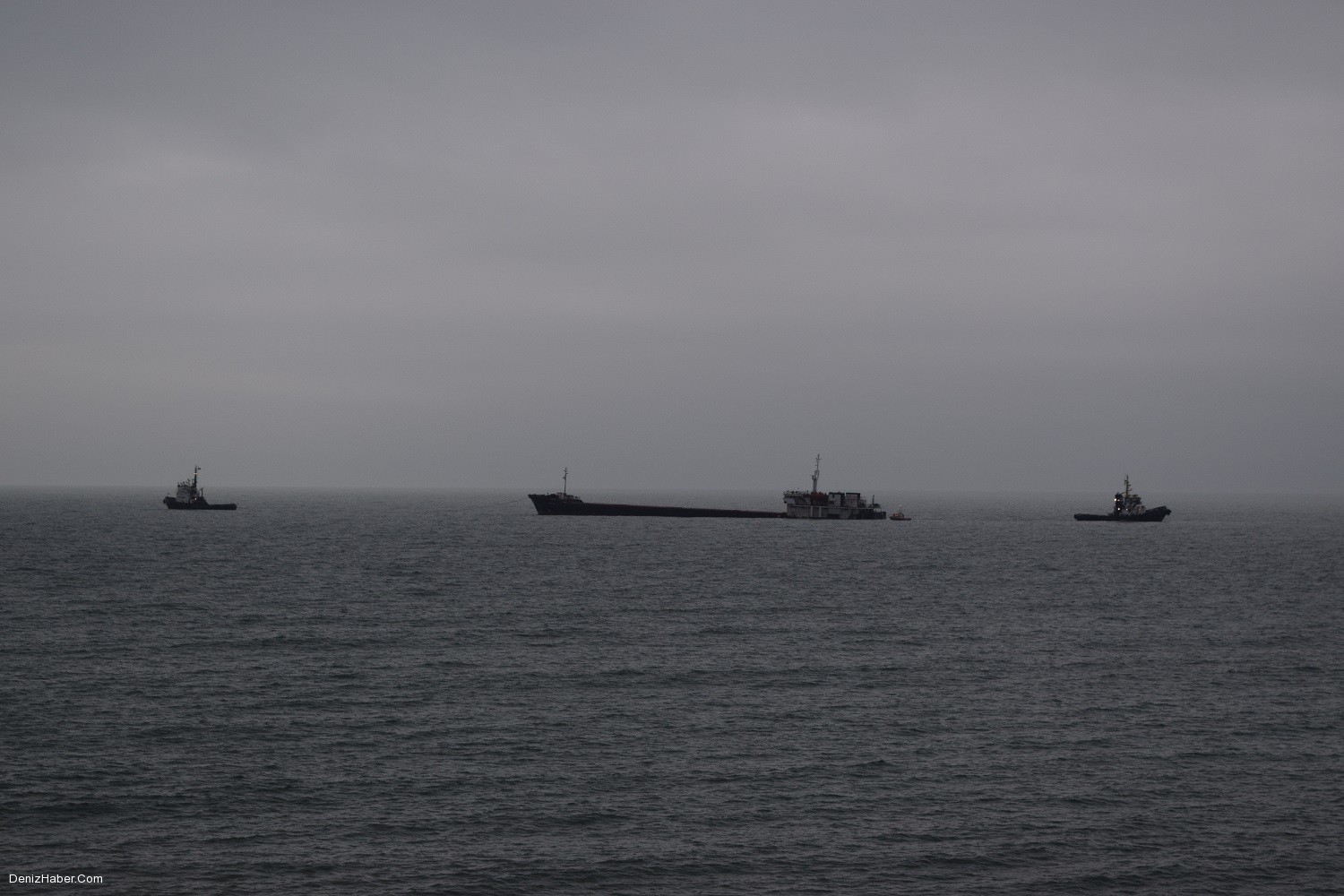 Karadenizde  Elga-1 adlı  Rus gemisi batıyor!