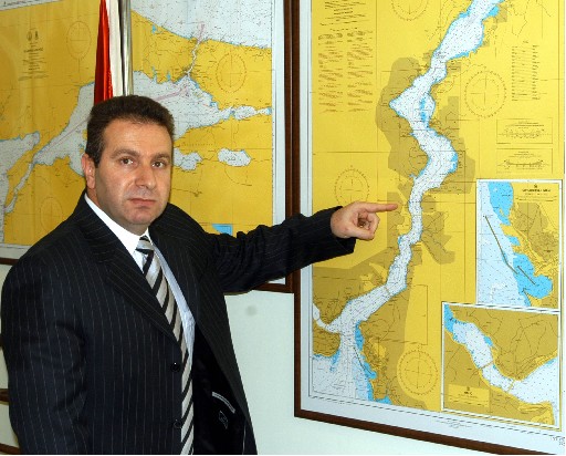 Arıza Yapan Gemiler Deniz Trafiğini Aksatıyor