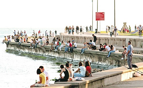 Herkesin Sahili Kendine...