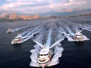 Katar Sahil Güvenlik Komutanlığı 17 Gemi Alacak