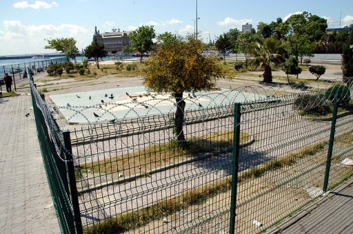 Haydarpaşa Sahiline Otopark Yapıldı