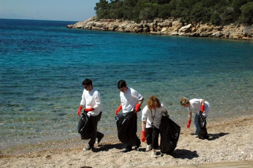Zonguldak&#039;ta Sahil Temizliği