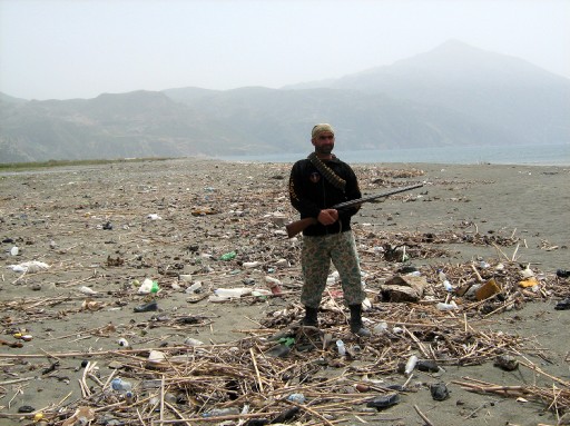 Sahilde Kuma Silahlı Koruma