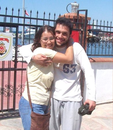 15 saat dalgalarla boğuştu...