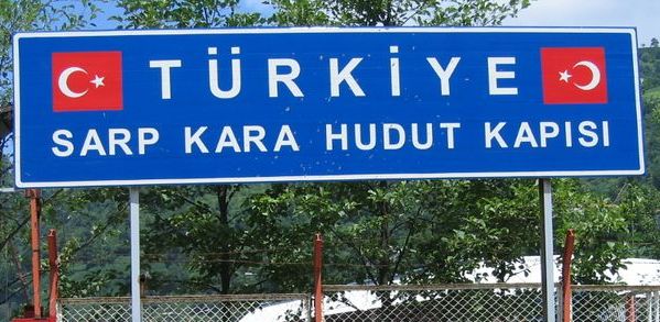 Yüzerek Gürcistan&#039;a Geçen 2 Genç Serbest