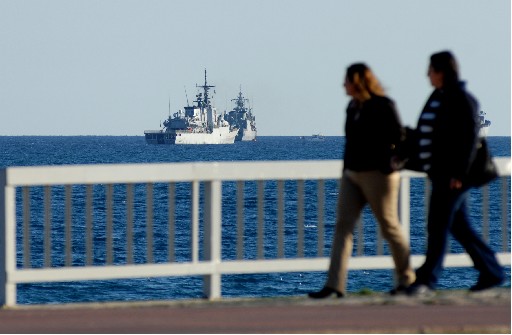 Tatbikat Gemileri Demir Attı