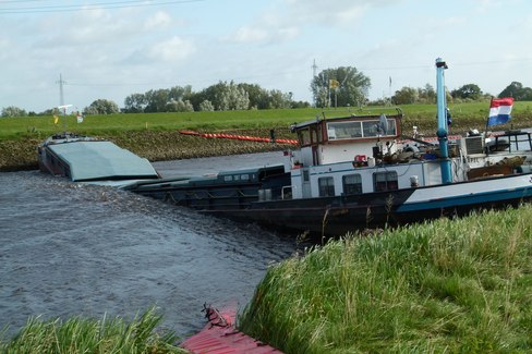 Bu Gemi Buraya Nasıl Girdi?