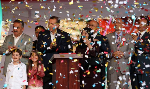 M/V İBRAHİM DEDE Törenle Denize İndi