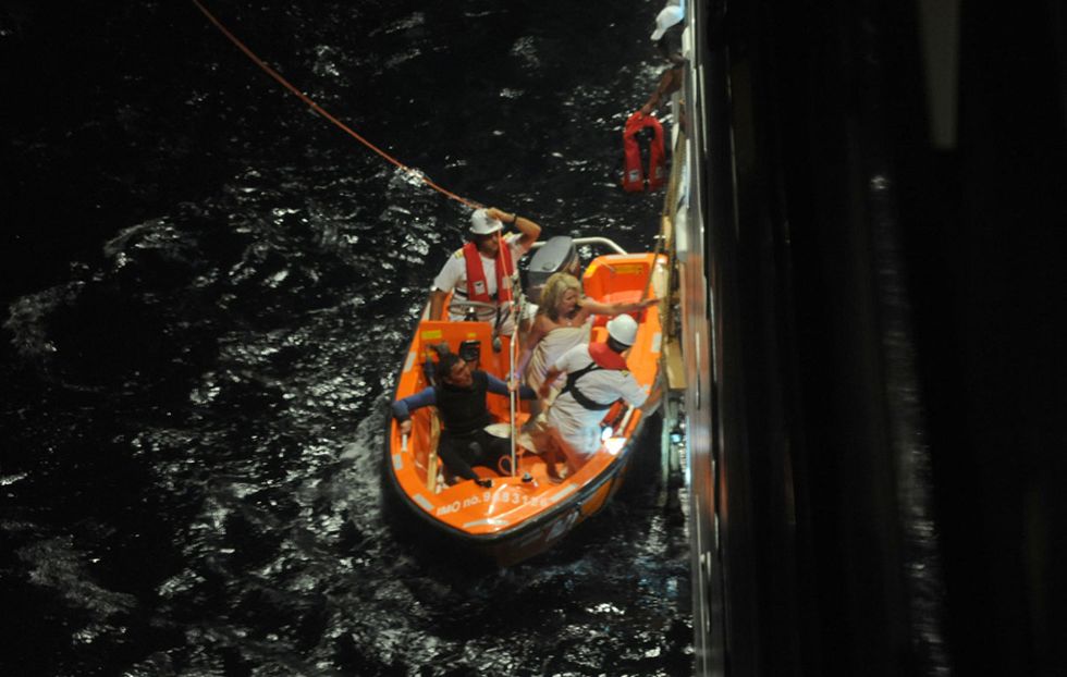 Seabourn Quest 2 kazazedeyi kurtardı