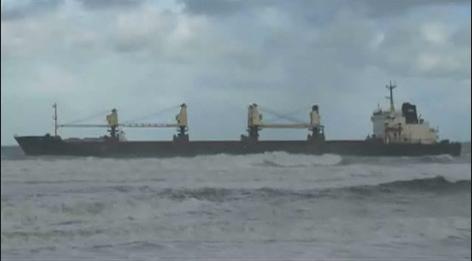 SELİ-1 Capetown&#039;da Karaya Oturdu