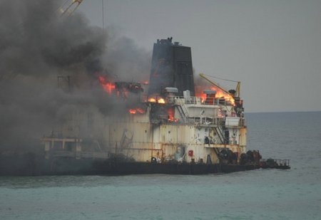 Mürettebatı korsanlar kurtardı