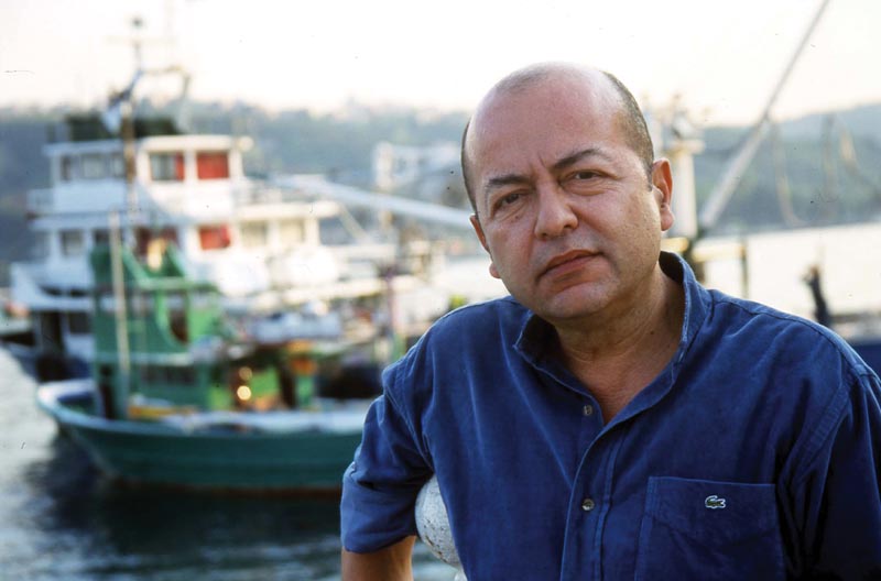 Selim İleri; "Deniz Şiirleri"'ni yazdı...