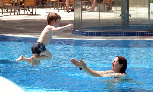 Antalya Deniz Keyfi Sürüyor