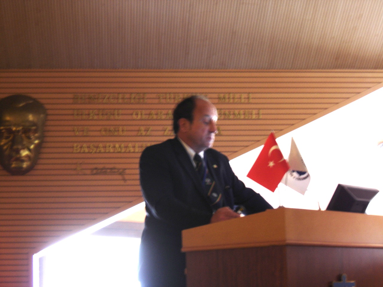 Meclis Toplantısında St. Kitts &amp; Nevis