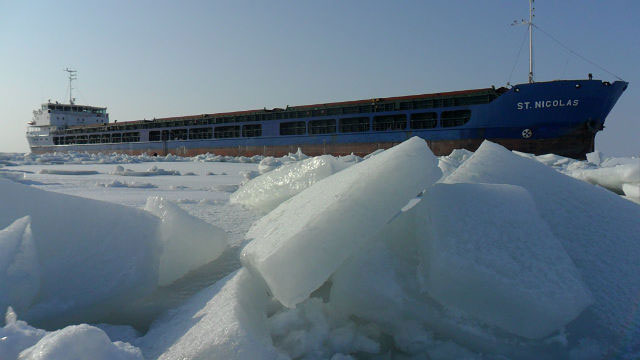 İşte Azak denizinde mahsur kalan gemiler
