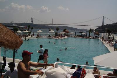 Kuruçeşme Su Ada Yaz Sezonunu Açtı