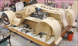 Tahtadan Araba Porsche' ye rakip oldu.