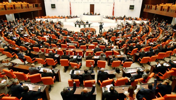 Türk Ticaret Kanunu Tasarısı yasalaştı