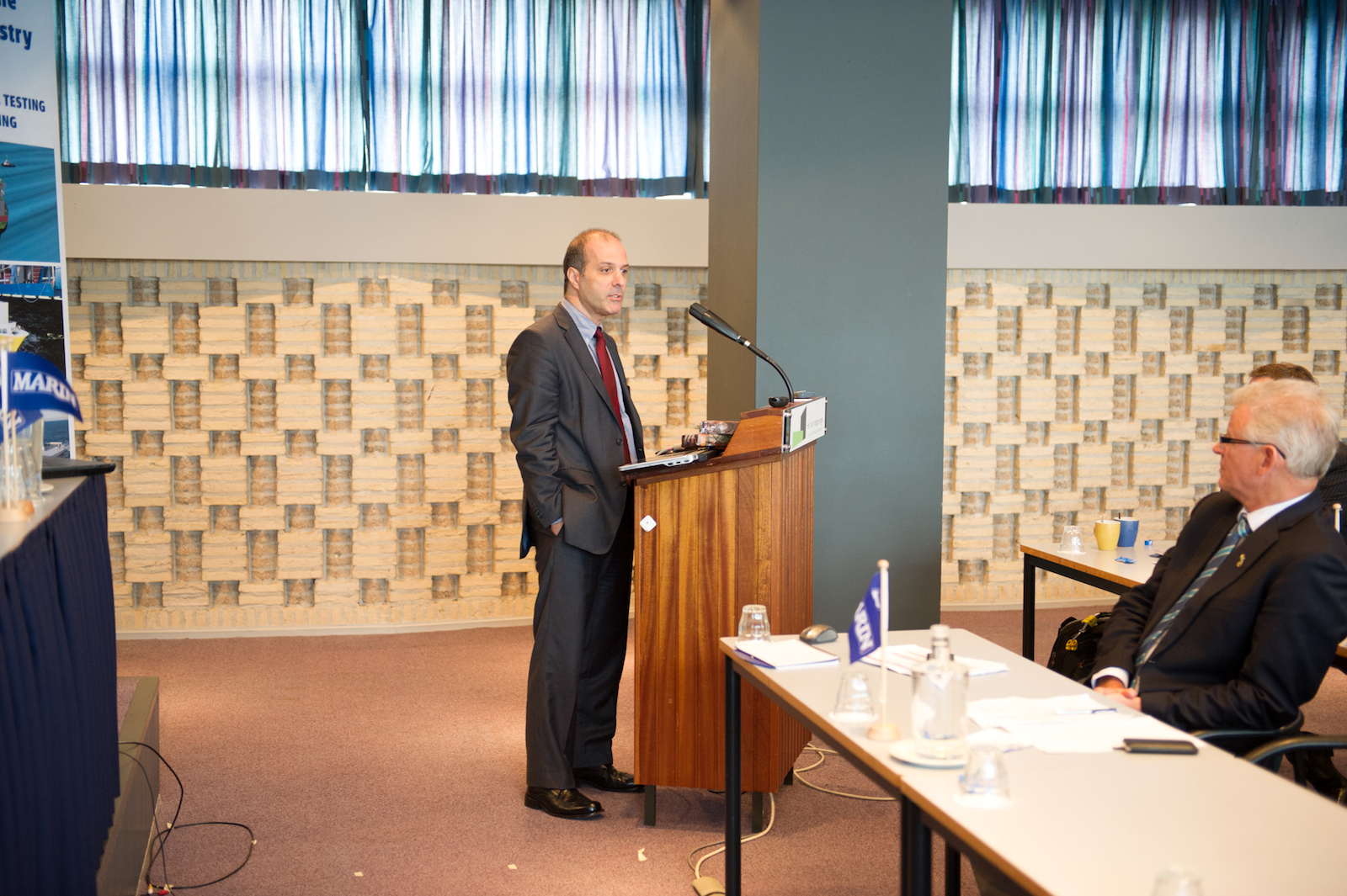 Tuncay Çehreli yeniden IALA VTS Komite Başkanı