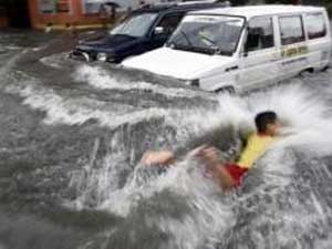 Çin&#039;de 6 Tekne Battı, 70 Tekne Kayboldu