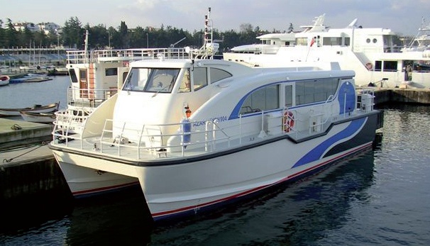 Azarakhsh 904 Katamaran Yolcu Teknesi İran’da