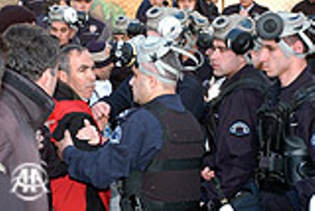 Tuzla Tersanelerde Gerginlik