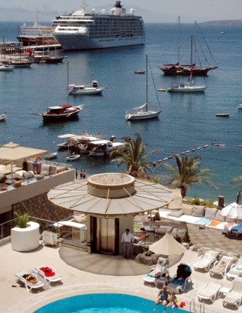 The World Bodrum'a Demirledi