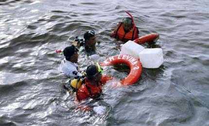 Japonya&#039;da Feribot Battı