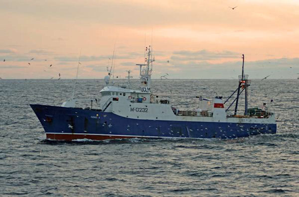 Trol Teknesi Battı, Kaptan Öldü