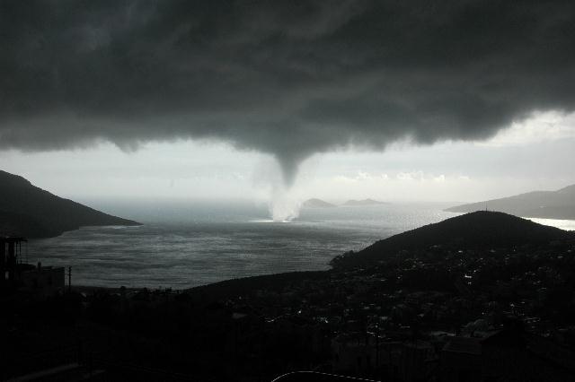 Şile’de korkutan hortum