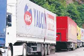 Dışişleri: Tırlarımız Gori Güzergahını Kullanmamalı