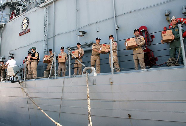 Türk Gemileri Somali'ye Ulaştı